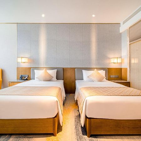 Wyndham Shiyan Downtown Hotel ภายนอก รูปภาพ