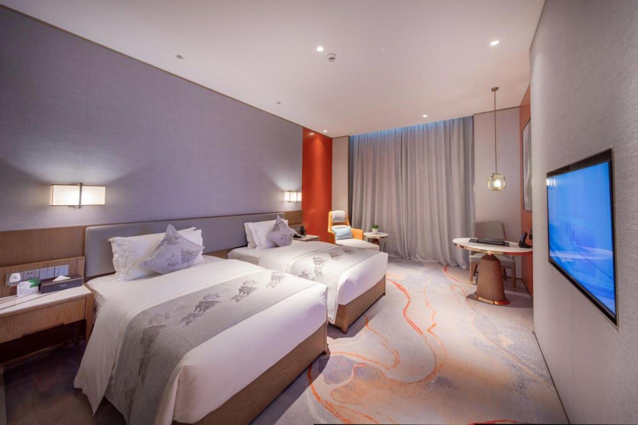 Wyndham Shiyan Downtown Hotel ภายนอก รูปภาพ