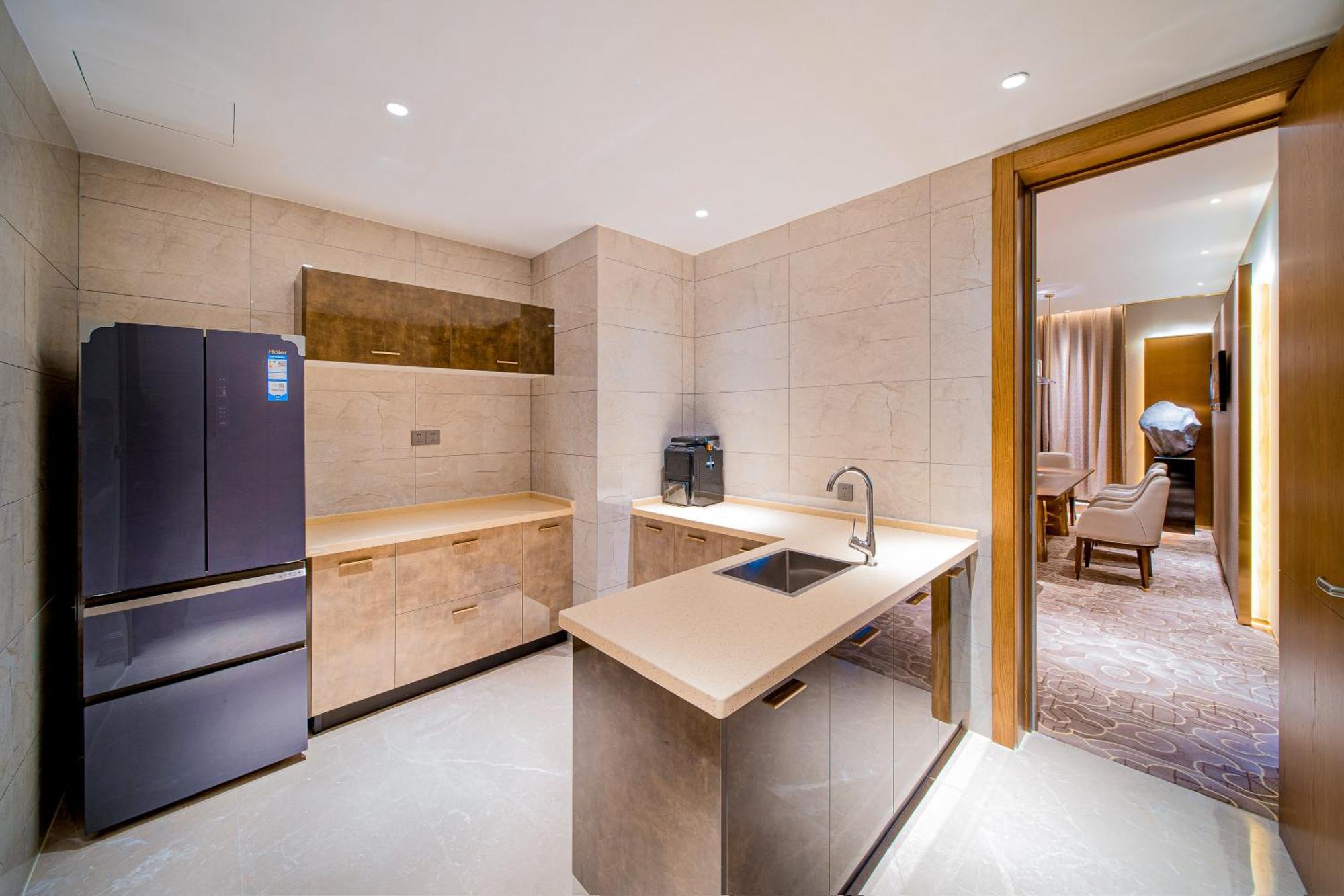 Wyndham Shiyan Downtown Hotel ภายนอก รูปภาพ